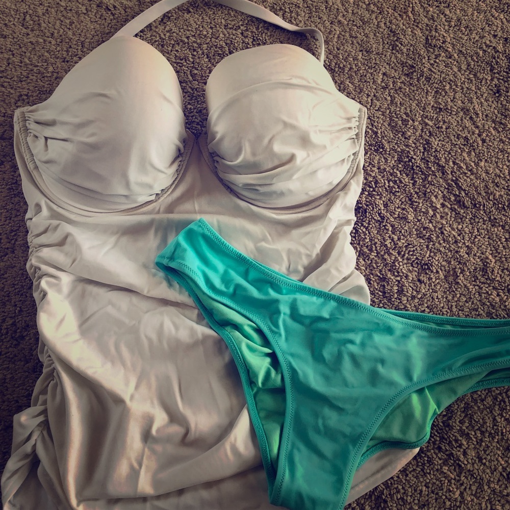 Victoria’s Secret Tankini!